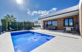 5 odalılar villa 243 m² Benidorm'da, İspanya. 599,000 €