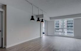 3 odalılar daire North York'da, Kanada. C$1,017,000