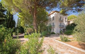 20 odalılar konak Solliès-Pont'da, Fransa. 2,290,000 €
