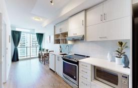 5 odalılar daire North York'da, Kanada. C$804,000