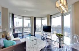 5 odalılar daire Carlton Street'da, Kanada. C$1,288,000