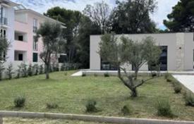 4 odalılar şehir içinde müstakil ev 222 m² Rovinj'de, Hırvatistan. 1,550,000 €