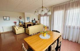 4 odalılar dağ evi 345 m² Condado del Jaruco'da, İspanya. 490,000 €