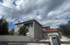 3 odalılar daire 80 m² Primorje-Gorski Kotar County'da, Hırvatistan. 220,000 €