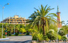 2 odalılar daire 196 m² Marbella'da, İspanya. 680,000 €