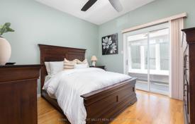 9 odalılar konak Old Toronto'da, Kanada. C$2,446,000