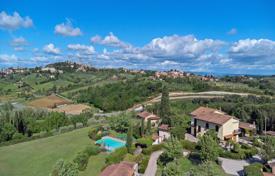 36 odalılar köşk 1174 m² San Gimignano'da, İtalya. 2,250,000 €