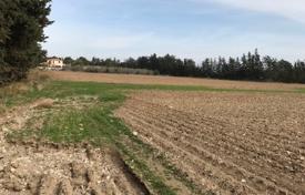Arsa Meneou'da, Kıbrıs. 1,550,000 €