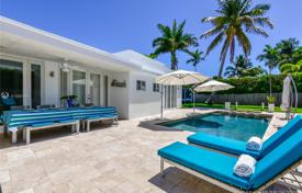 Villa – Miami sahili, Florida, Amerika Birleşik Devletleri. 1,401,000 €
