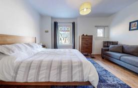 3 odalılar konak Old Toronto'da, Kanada. C$1,979,000