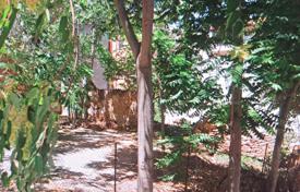 Arsa Atina'da, Yunanistan. 600,000 €