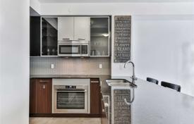 2 odalılar daire Yonge Street'da, Kanada. C$1,019,000