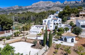 5 odalılar villa 273 m² Altea'da, İspanya. 1,695,000 €