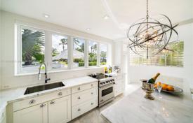 Şehir içinde müstakil ev – Lagorce Drive, Miami sahili, Florida,  Amerika Birleşik Devletleri. $5,390,000