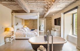 6 odalılar yazlık ev Cabrières-d'Avignon'da, Fransa. 7,700 € haftalık