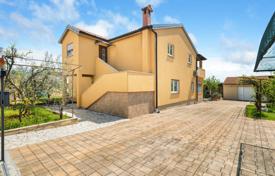 5 odalılar şehir içinde müstakil ev 300 m² Porec'te, Hırvatistan. 699,000 €