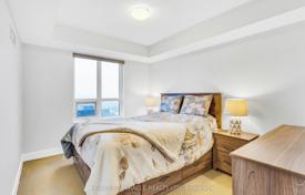 5 odalılar daire Etobicoke'de, Kanada. C$840,000