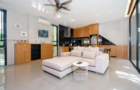 1 odalılar şehir içinde müstakil ev 120 m² Kamala'da, Tayland. $223,000