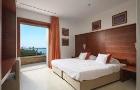 16 odalılar villa Bormes-les-Mimosas'da, Fransa. 30,000 € haftalık
