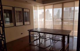3 odalılar kondominyumda daireler Watthana'da, Tayland. $3,060 haftalık