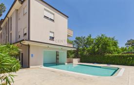 3 odalılar daire 81 m² Premantura'da, Hırvatistan. 287,000 €