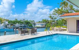 Villa – North Miami, Florida, Amerika Birleşik Devletleri. $1,299,000