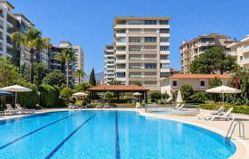 4 odalılar daire 200 m² Konyaalti'de, Türkiye. 75,241,000 TRY