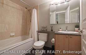 5 odalılar daire North York'da, Kanada. C$774,000