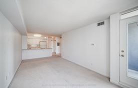 4 odalılar daire North York'da, Kanada. C$718,000