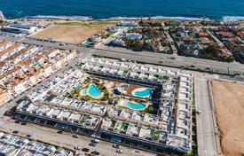2 odalılar çatı dairesi 164 m² Torrevieja'da, İspanya. 380,000 €