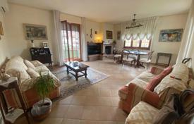 10 odalılar villa Lucca'da, İtalya. 499,000 €