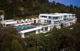 15 odalılar villa Cannes'da, Fransa. Price on request