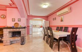 6 odalılar yazlık ev 200 m² Stoliv'da, Karadağ. 950,000 €