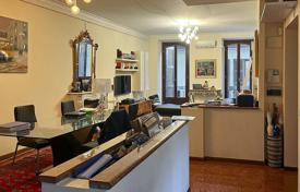 6 odalılar daire Milan'da, İtalya. 2,300,000 €