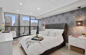 2 odalılar daire North York'da, Kanada. C$1,233,000