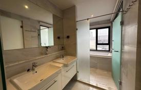 2 odalılar kondominyumda daireler Watthana'da, Tayland. $392,000