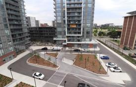 2 odalılar daire North York'da, Kanada. C$828,000