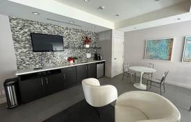 5 odalılar daire North York'da, Kanada. C$967,000
