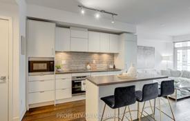 5 odalılar daire Old Toronto'da, Kanada. C$1,034,000