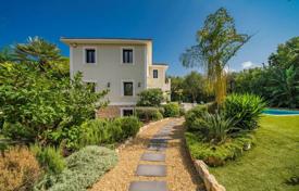 5 odalılar villa Cannes'da, Fransa. 2,660,000 €