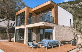 4 odalılar villa 220 m² Kavač'da, Karadağ. 800,000 €