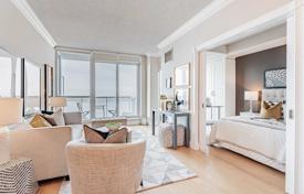 2 odalılar daire Queens Quay West'da, Kanada. C$921,000