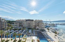 3 odalılar çatı dairesi 334 m² Tivat city'da, Karadağ. 3,533,000 €