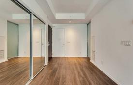 2 odalılar daire Temperance Street'da, Kanada. C$888,000