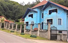 Şehir içinde müstakil ev – Mures, Romanya. 245,000 €
