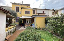 6 odalılar daire 160 m² Viareggio'da, İtalya. 350,000 €