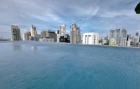 3 odalılar kondominyumda daireler Khlong Toei'de, Tayland. $5,500 haftalık