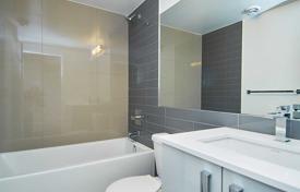 3 odalılar daire Etobicoke'de, Kanada. C$922,000