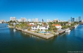 Villa – North Miami Beach, Florida, Amerika Birleşik Devletleri. $3,800,000