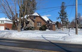 Şehir içinde müstakil ev Etobicoke'de, Kanada. C$2,669,000